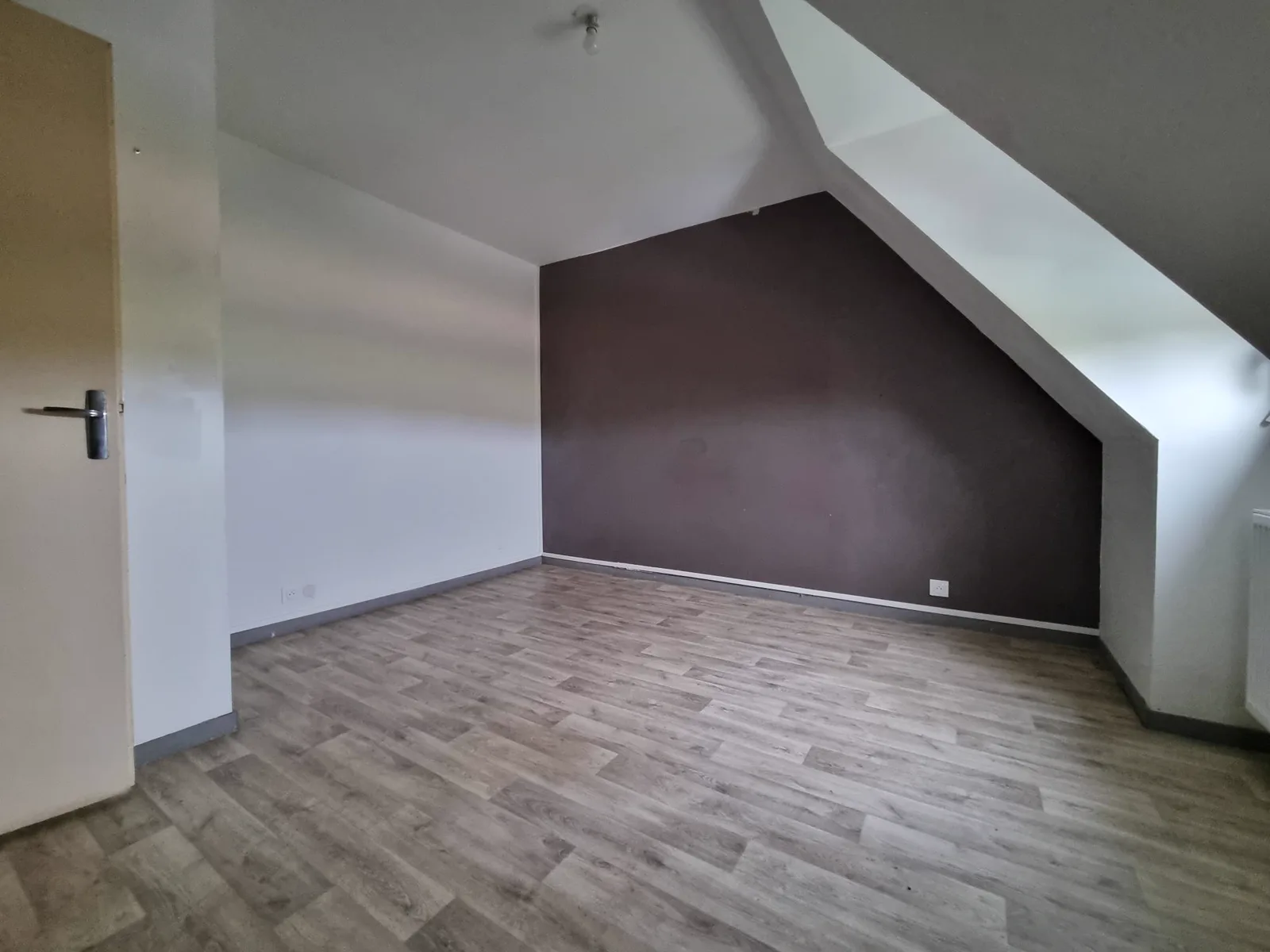 Chambre à l’étage, maison à Godewaersvelde